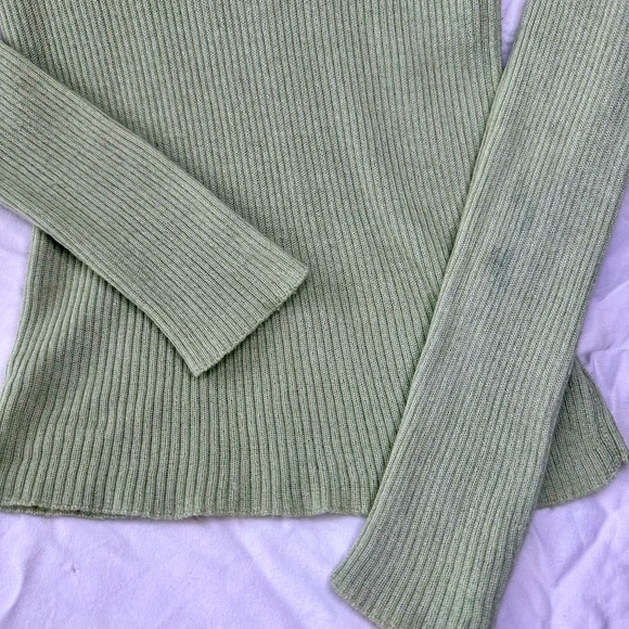 Bruno Cucinelli light spring green cashmere - Picture 4 of 5